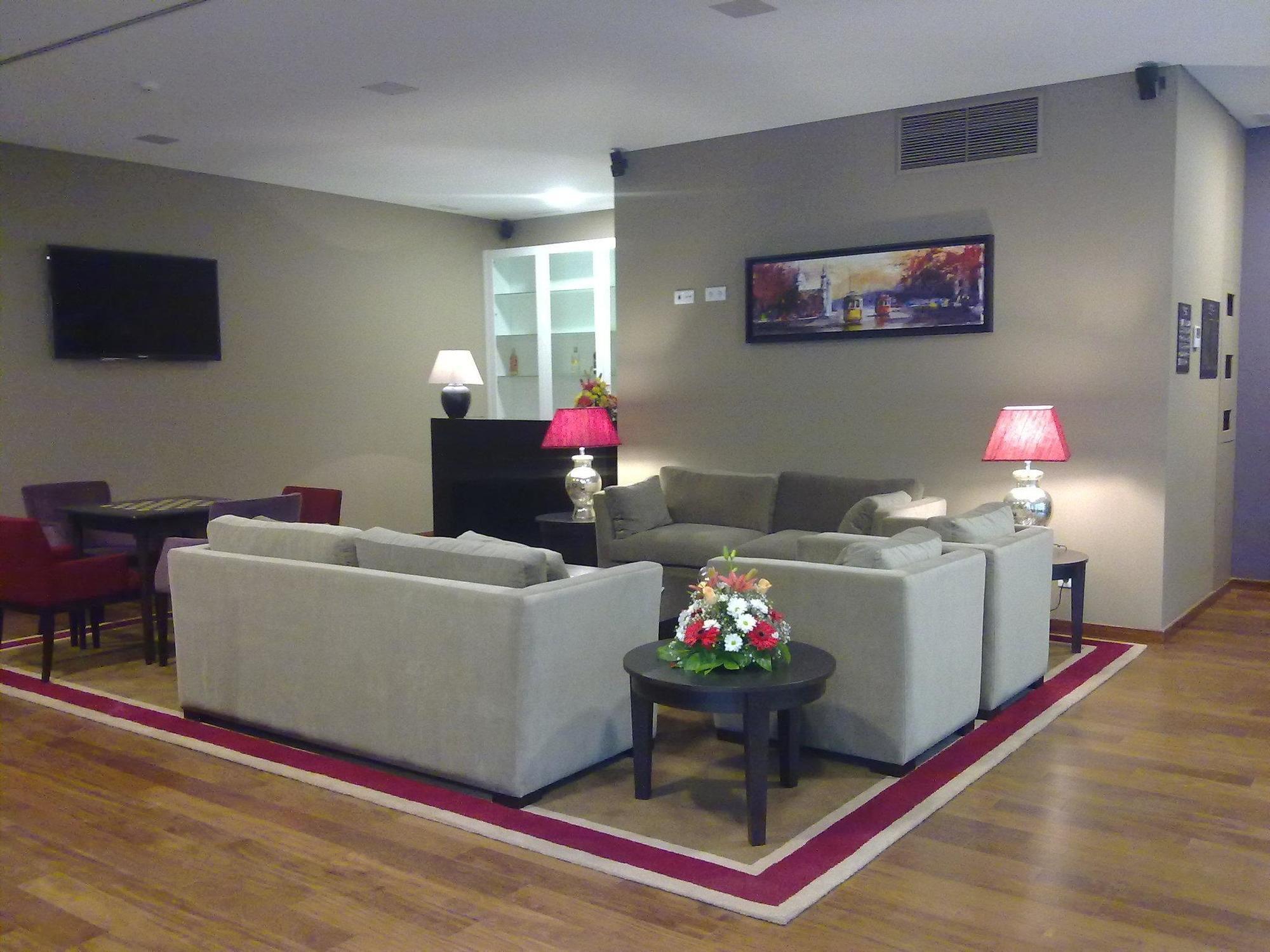 Отель Vip Executive Saldanha Лиссабон Экстерьер фото